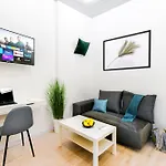 Duplex Condo Prime Location 2Bth 2 Studios